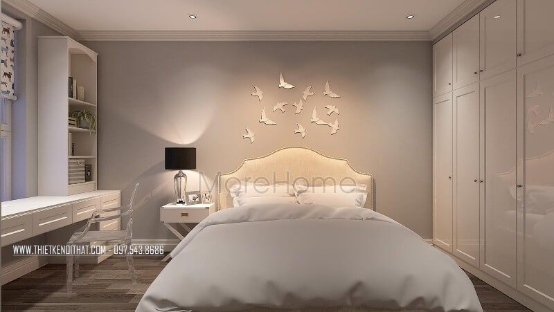 Bàn học và kệ sách gỗ công nghiệp thiết kế đẹp mắt được đặt bên cạnh cửa sổ giúp cho bé có được không gian học tập, sáng tạo.
